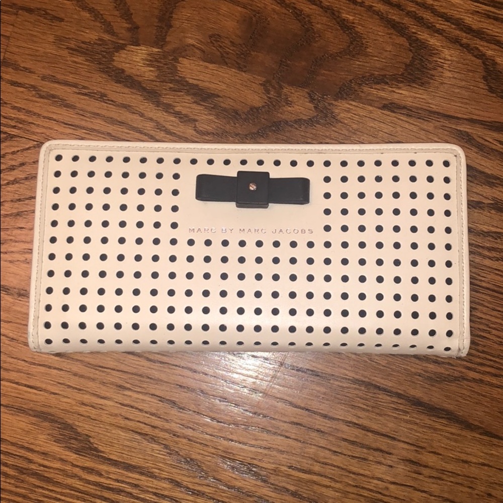 Marc Jacobs wallet